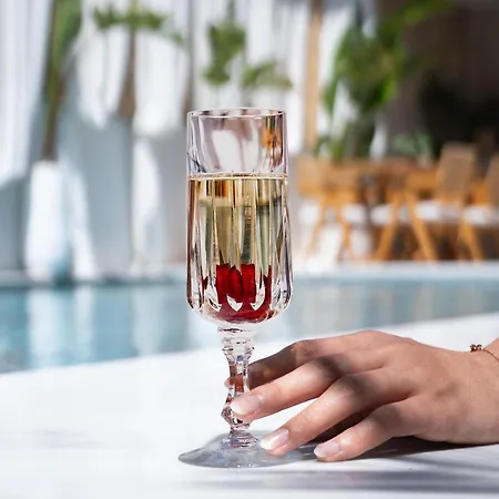 Hotel Voger Koeyici *