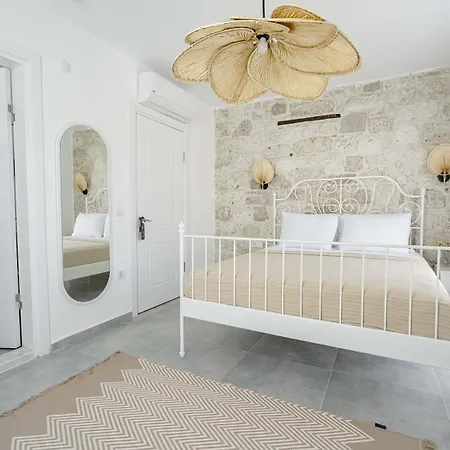 Voger Koeyici Hotel *