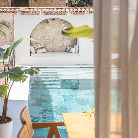 Voger Koeyici Hotel *