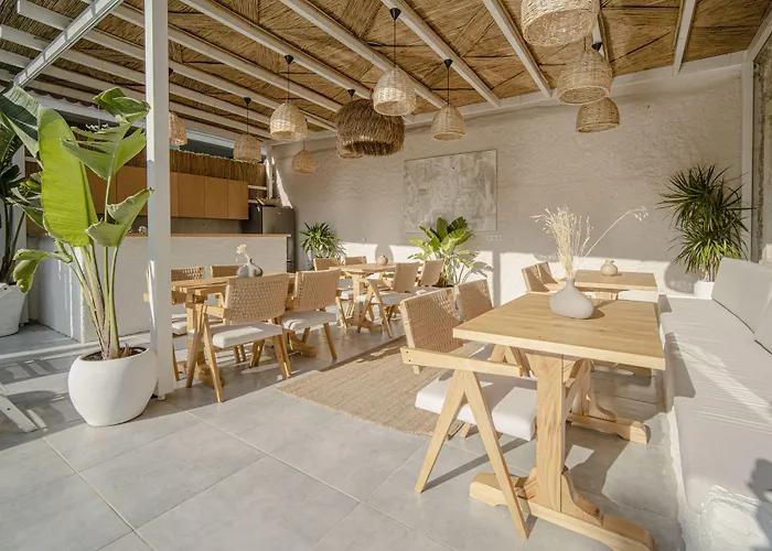 Voger Koeyici * Алачати