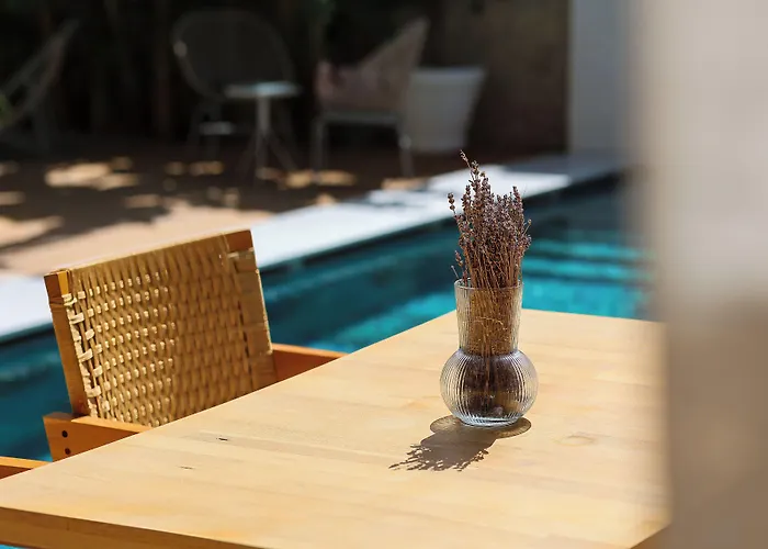 Voger Koeyici Отель